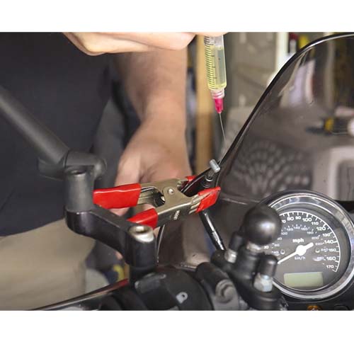 Using the Motobriiz Cable Lube Kit | motorcycle throttle cable lubrication